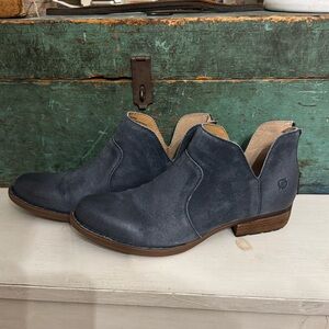 Born ‘Kerri’ Boots